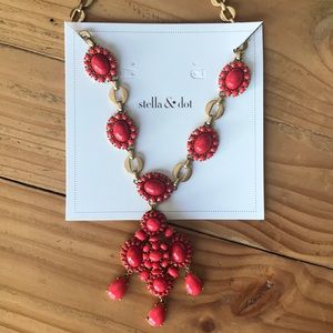 Stella & Dot Sardinia pendant
